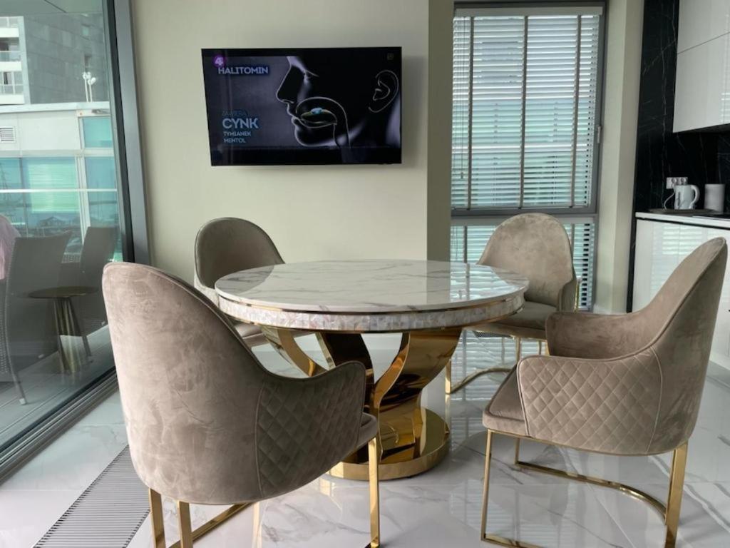 Apartament Faltom 26 Yacht Park Z Tarasem Gdynia Esterno foto